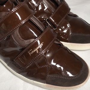 Ferragamo made in Italy vintage brown paten leather & suede double straps Velcro